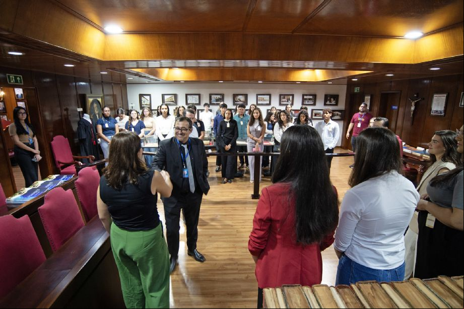 Alunos de Direito do UNIVAG participam do projeto Nosso Judici